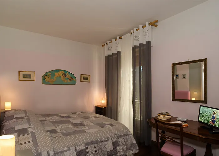 Buonamici Πανσιόν 2*